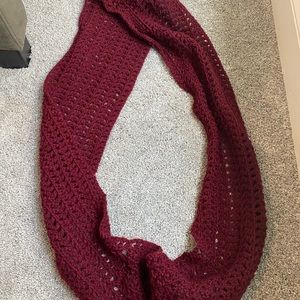 Maroon infinity scarf